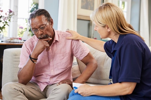 Effective Ways to Communicate with a Loved One Who Has Dementia